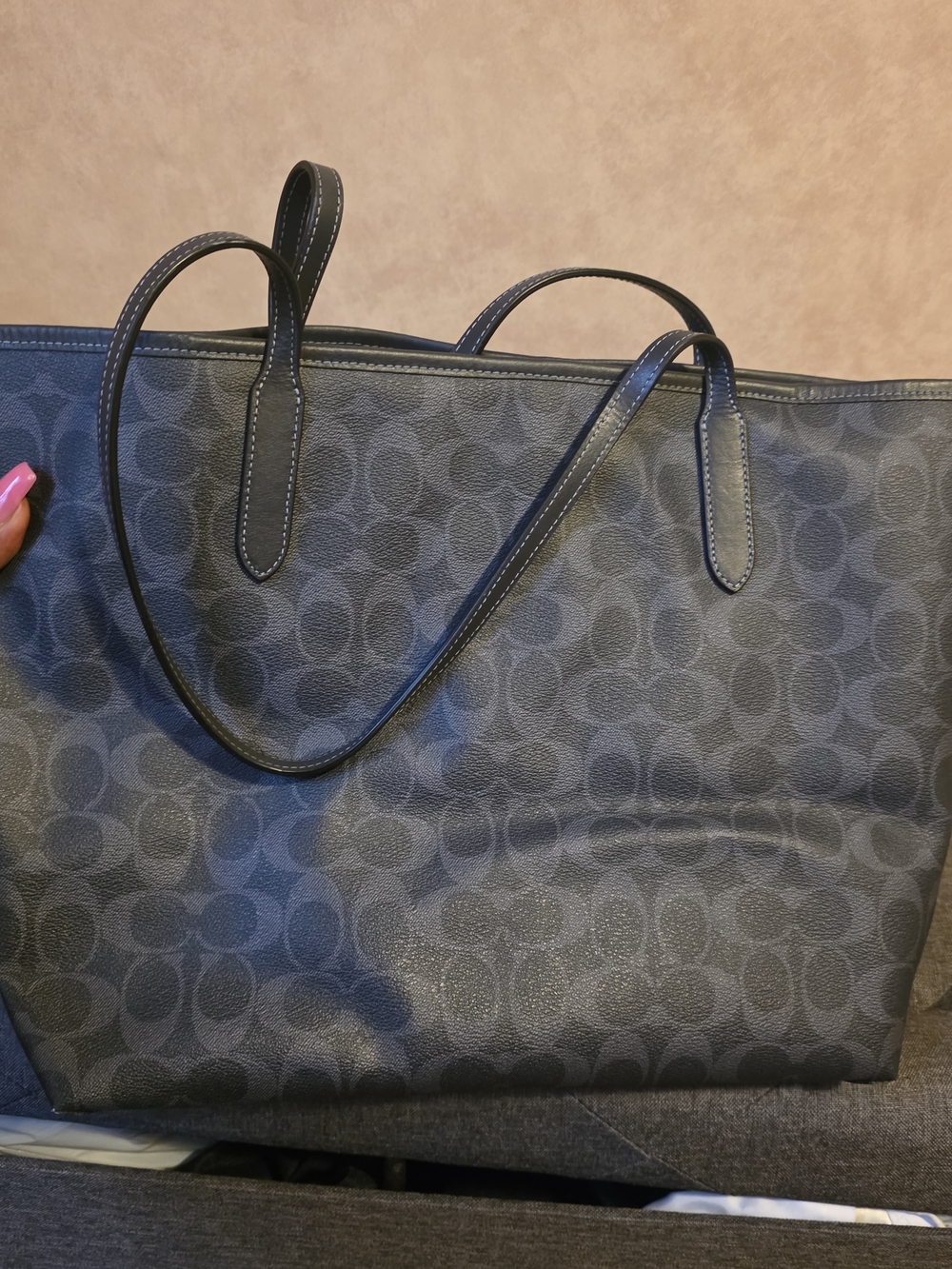 Coach NAVY/BABY BLUE Signature Logo Tote - Picture 4 of 4